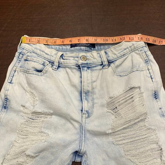 Hollister Thrashed Grunge Ultra High Rise Bermuda Shorts Size‎ 9 - Picture 5 of 6